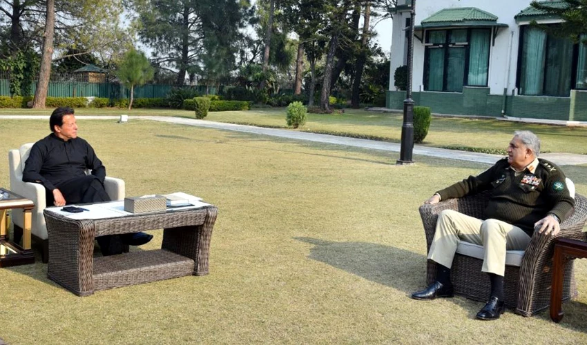 PM Imran Khan, COAS Qamar Bajwa discuss professional matters pertaining to Pak Army