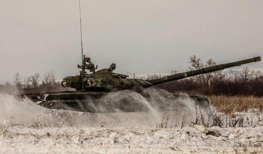 Russia returns some troops to base in areas near Ukraine