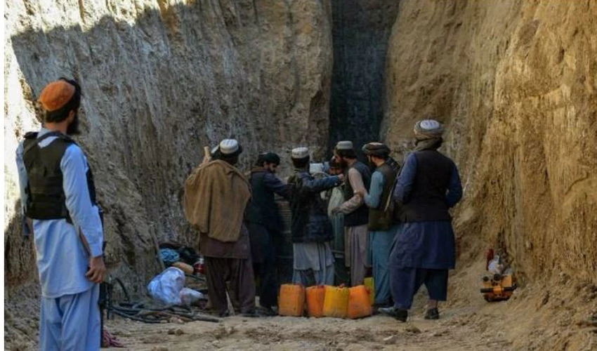 Boy trapped for three days in Afghan well dies after rescue