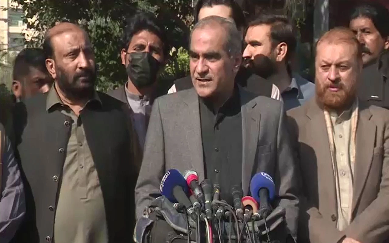 PTI uses govt institutions as a stick: Saad Rafique