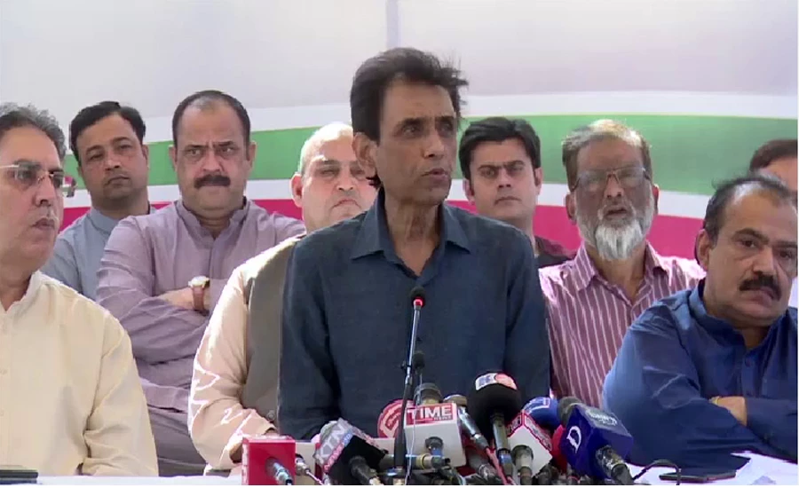MQM leader asks government to rectify affairs, reassures support