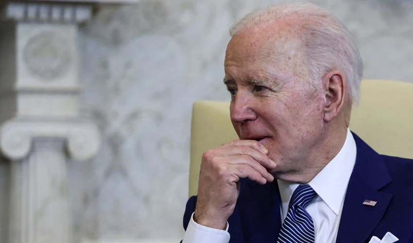 Biden, in call with Zelenskiy, welcomes Visa, Mastercard decisions on Russia