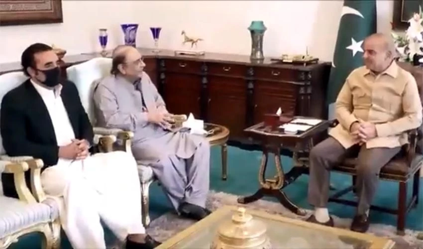 Asif Zardari, Bilawal Bhutto visit PM House, congratulate Shehbaz Sharif on assuming office