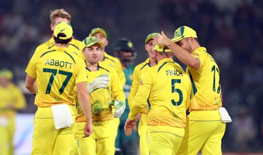 Finch leads Australia to three wickets victory over Pakistan in only T20I