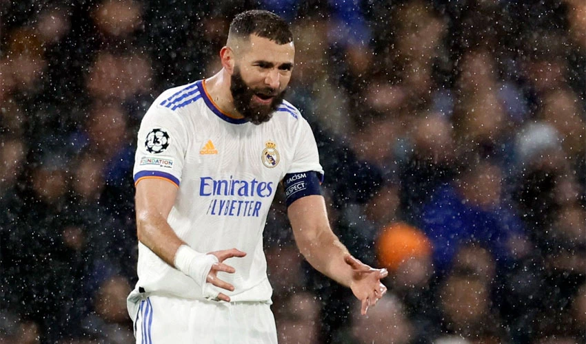 French footballer Benzema hat-trick gives Real Madrid 3-1 win at Chelsea