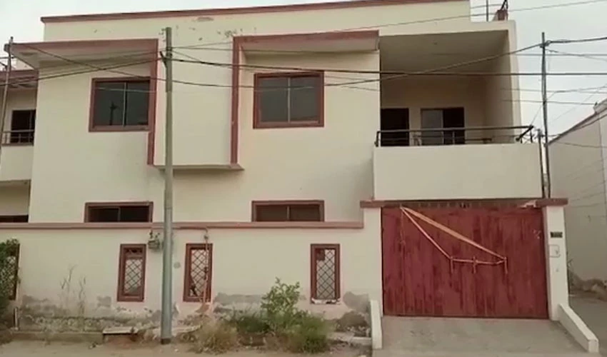Law enforcement forces locate home of suicide attacker of Karachi University