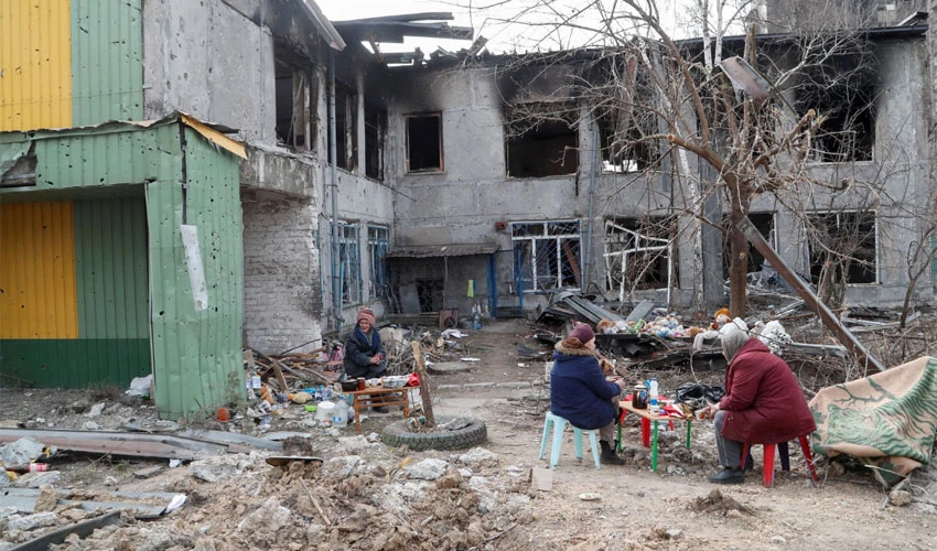 Red Cross heads again for Mariupol as Russia shifts Ukraine focus