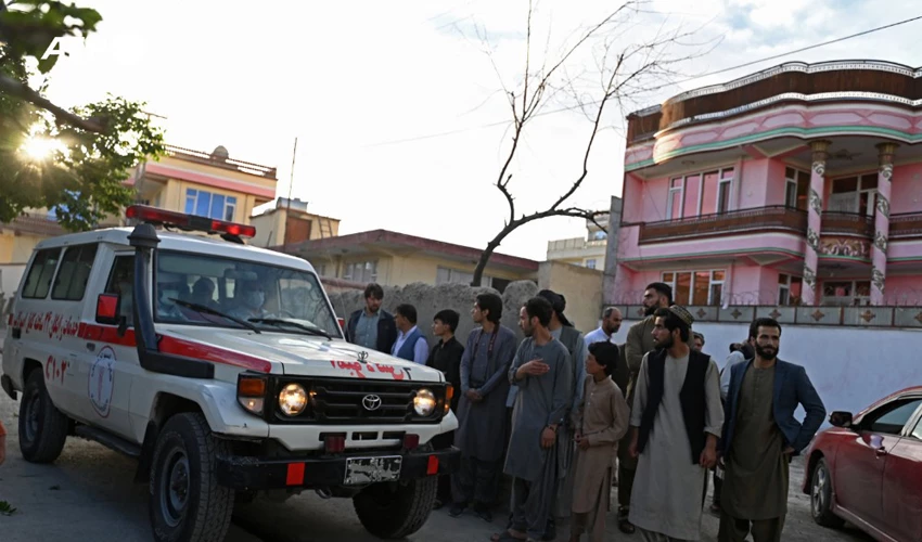 Up to 10 killed as blast rips through mosque in Kabul