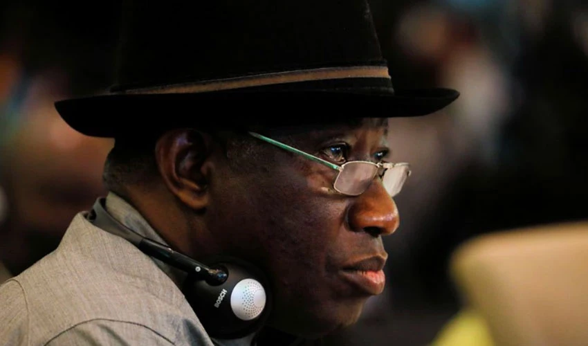Nigeria's Jonathan can contest presidential elections next year, court rules