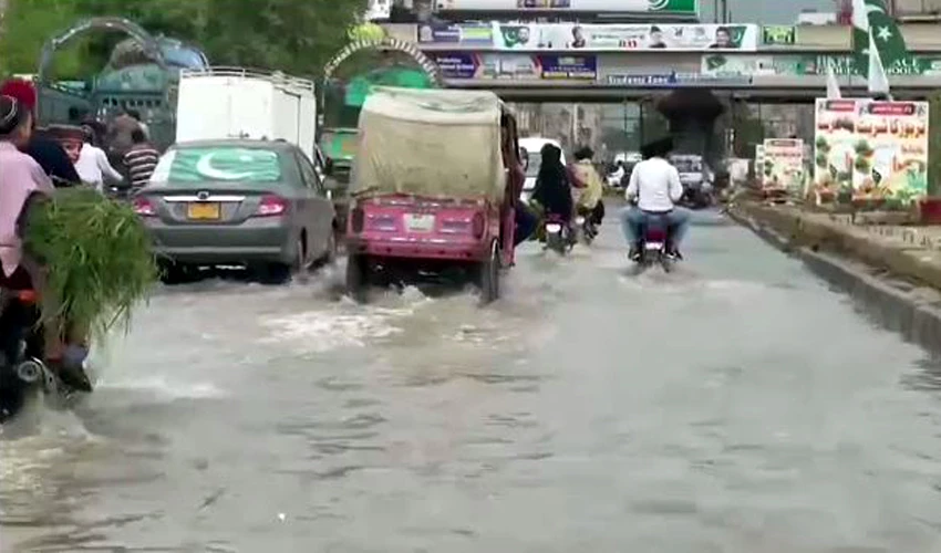 Incessant rain continuing for five days paralyzes life in Karachi