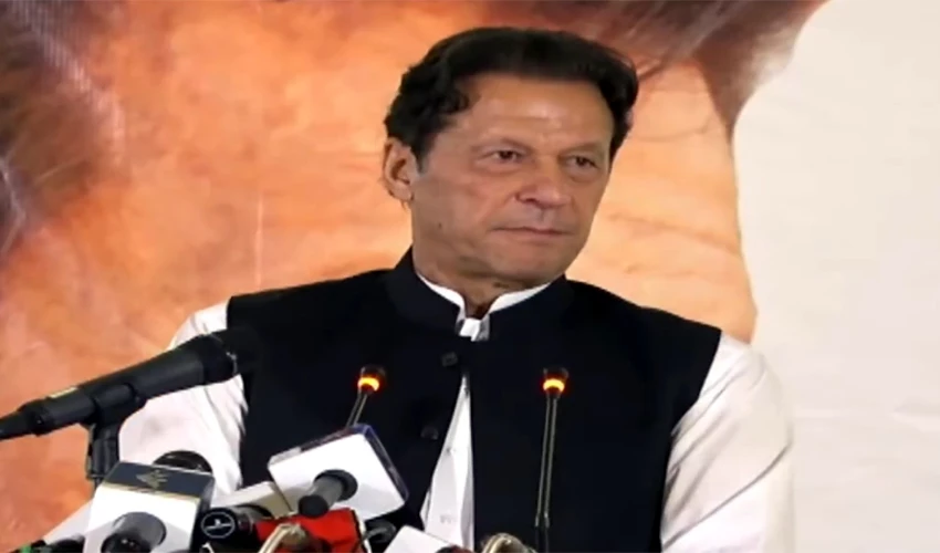 Efforts being made to break up PTI and bring back Nawaz Sharif: Imran Khan