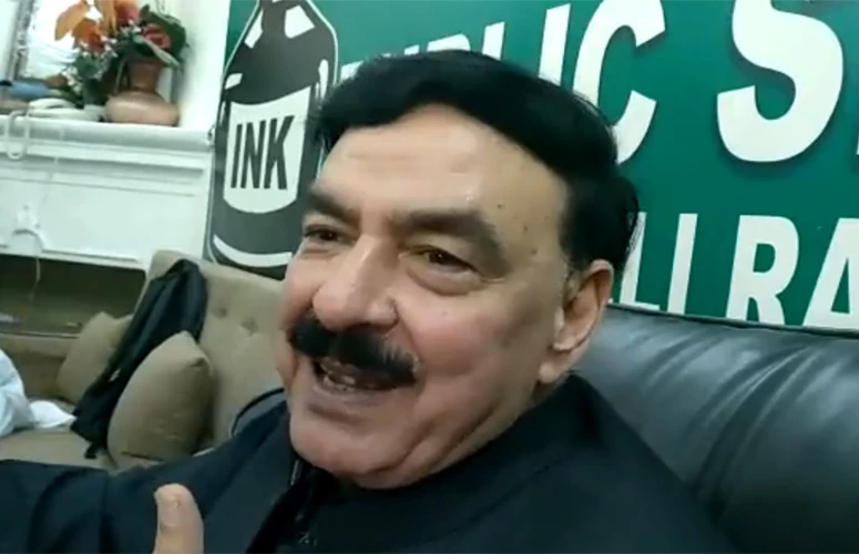 Sheikh Rasheed says dollar reduced, but poor has died