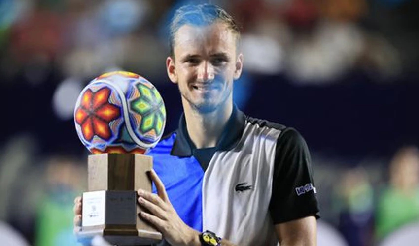 Tennis: Medvedev ends losing streak in finals with Los Cabos title