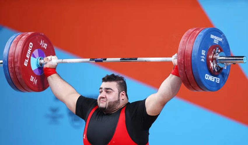 Weightlifter Nooh Butt sets record to win first gold for Pakistan at Commonwealth Games