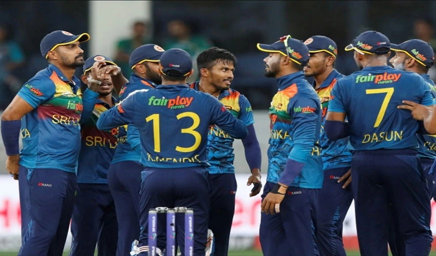Sri Lanka beat Pakistan by five wickets