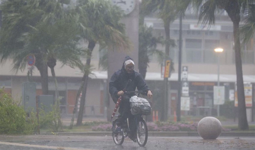 Typhoon Nanmadol bears down on Japan's Kyushu island