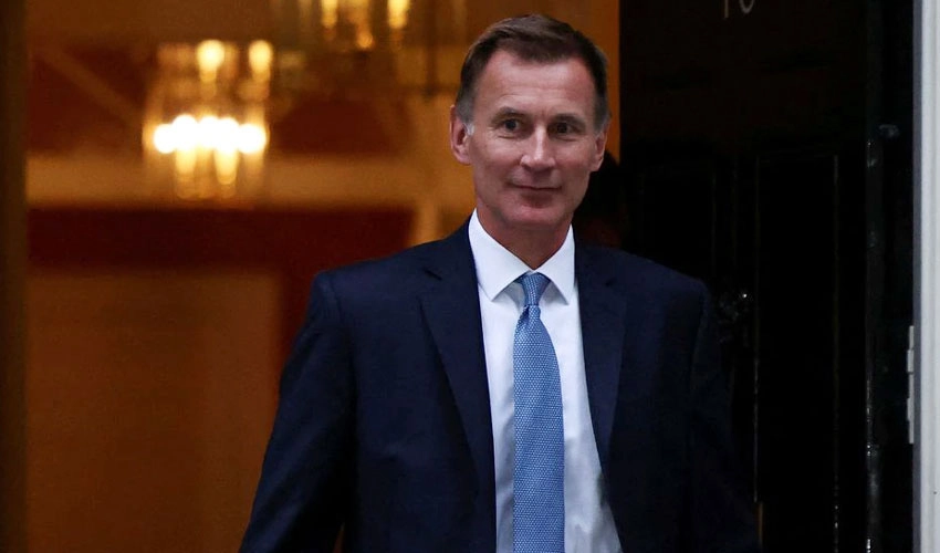 UK finance minister Hunt vows to win back financial market trust