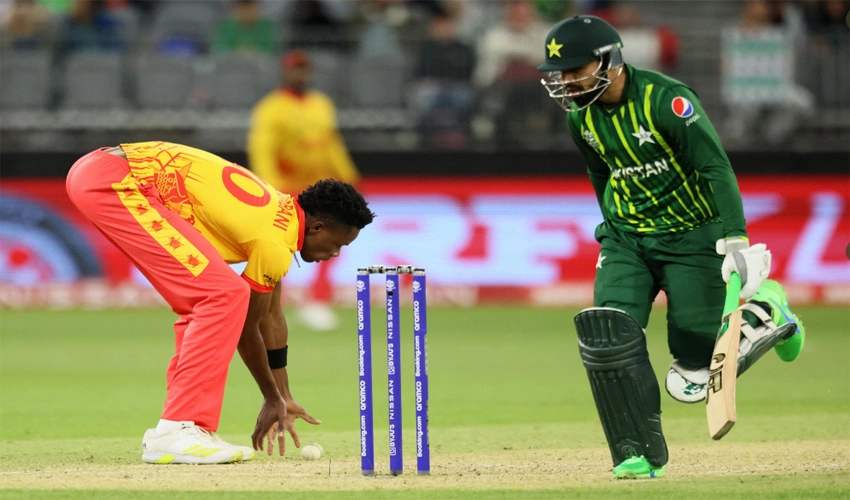 Zimbabwe stun Pakistan by one run at T20 World Cup