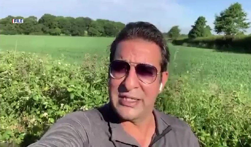 Fast bowler Wasim Akram admits of being addicted to cocaine in the past