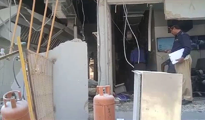 Cylinder blast claims one life in DHA Karachi