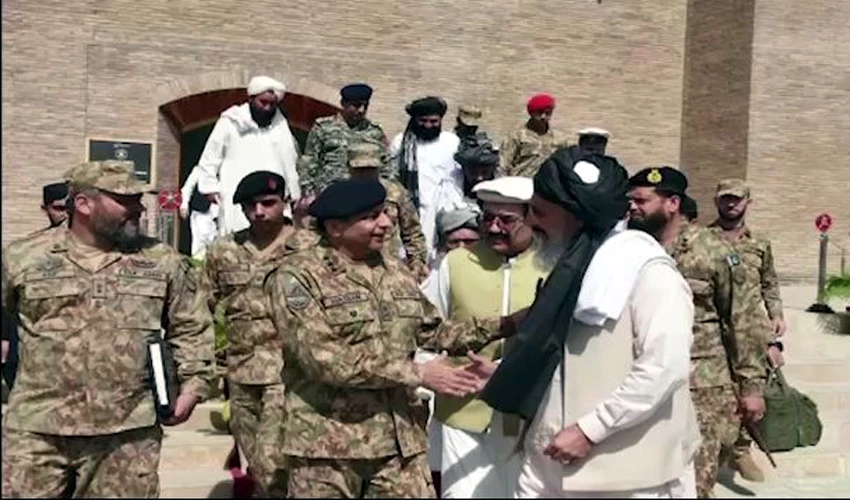 Peshawar Corps Commander Lt Gen Hassan Azhar Hayat calls on tribal elders in Miran Shah