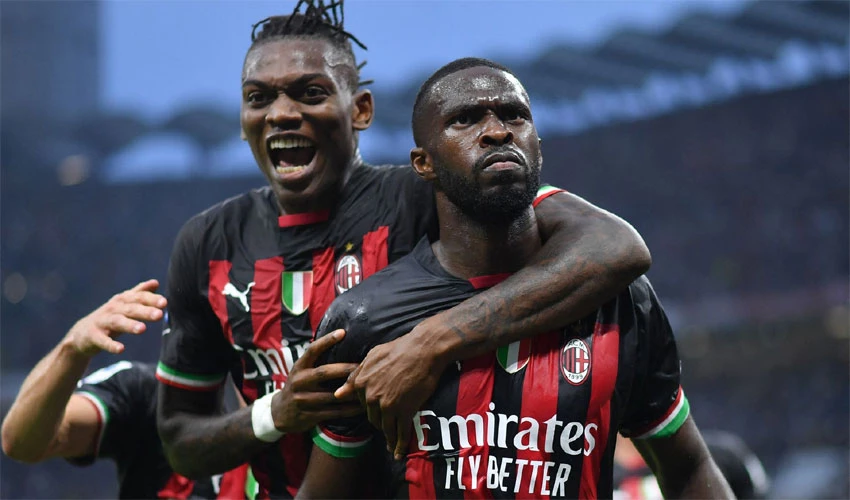 Soccer: Milan ease to 2-0 win over Juventus