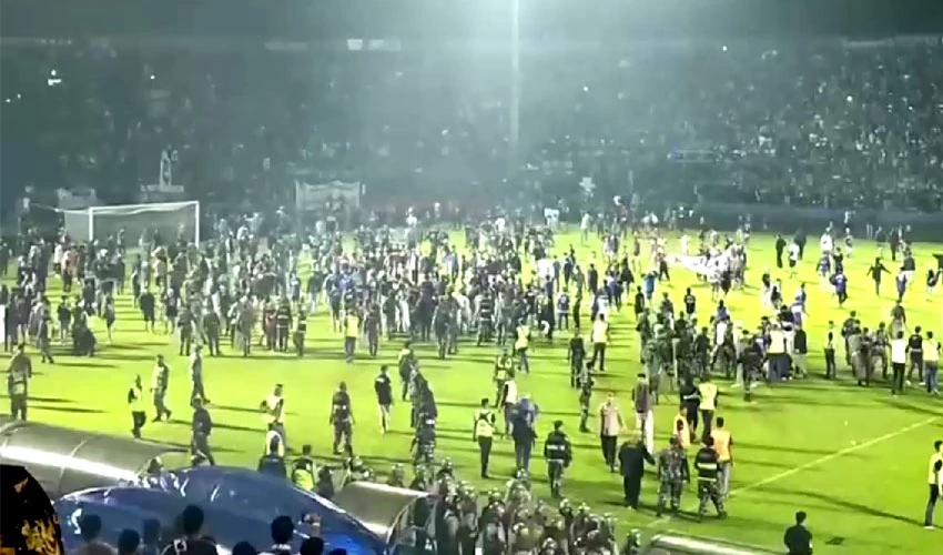 Stampede, riot at Indonesia soccer match kill 129