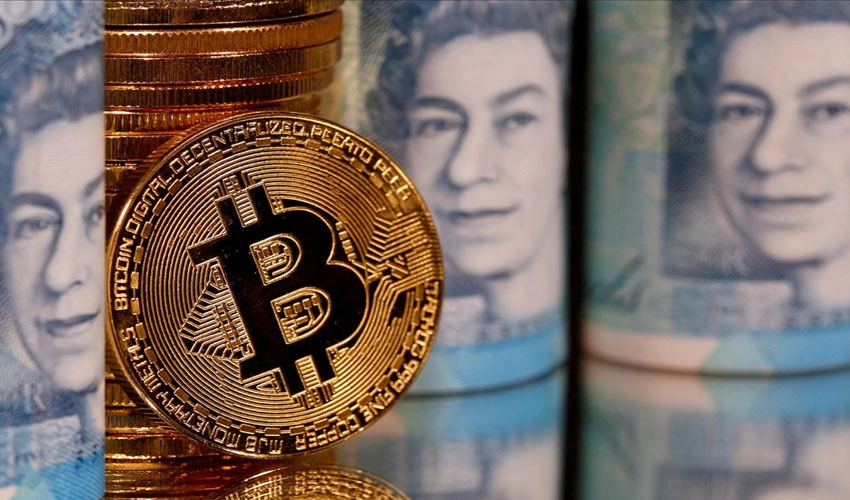 Bitcoin wants to break its bond with stocks