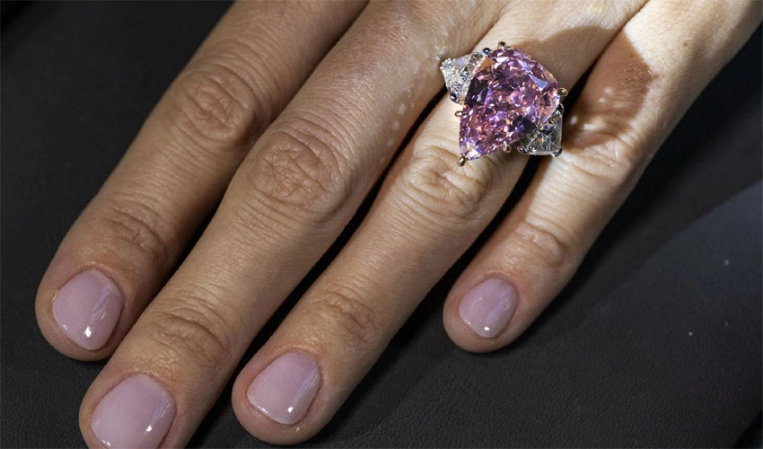 Vivid pink diamond could go for $35 million at Christie's auction