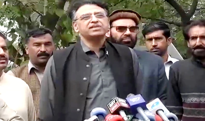 Fear of the govt is increasing, says Asad Umar
