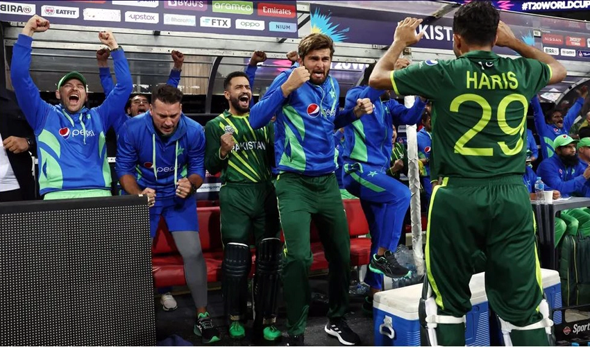 Pakistan power past New Zealand to reach T20 World Cup final