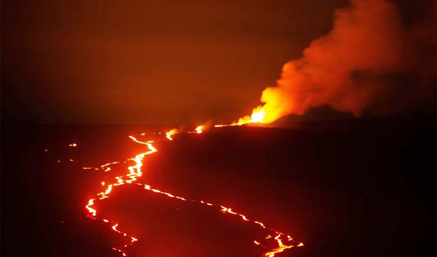 Hawaii volcano alert level lowered to watch