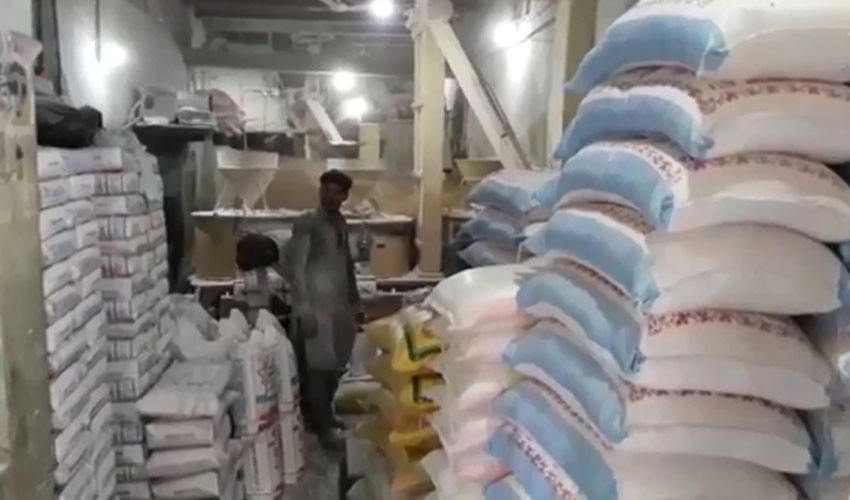 Flour price touches Rs135 per kg in Lahore