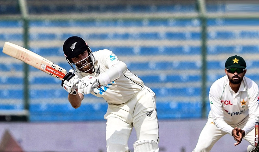 Pakistan fight to avoid defeat in first Test after Williamson double ton