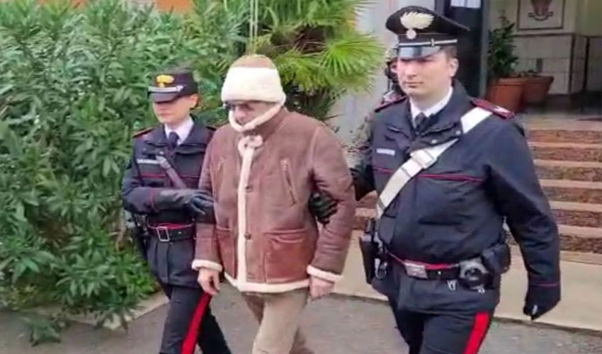 After 30 years, Italy arrests mafia boss Messina Denaro at Sicilian hospital