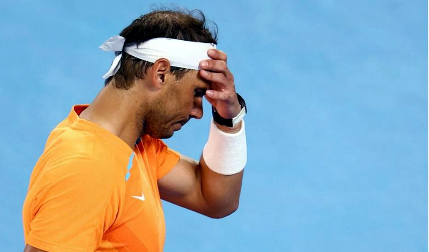 Nadal makes early Australian Open exit, Gauff edges Raducanu