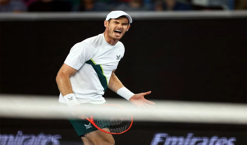 Australian Open Tennis: Exhausted Murray has energy to blast officials after late night finish