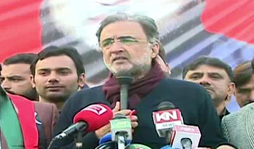 Imran Khan is instigating people to unconstitutional objectives: Kaira