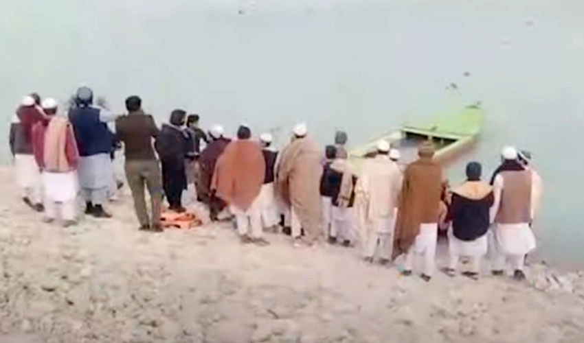 Boat tragedy: Pak Army rescue operation underway at Tanda Dam