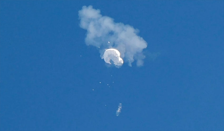 US fighter jet shoots down suspected Chinese spy balloon