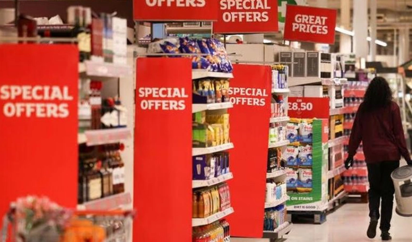 UK avoids recession but 'not out of woods' over inflation