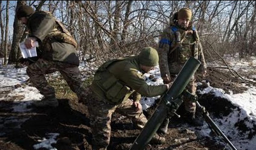 Ukraine holds defence as battles rage in Donetsk region, says top commander