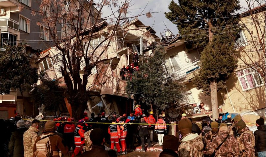 New quake hits Turkey and Syria, killing six