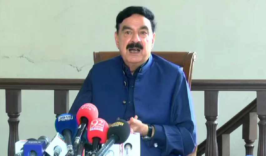 Sheikh Rasheed says next 72 hours are very important