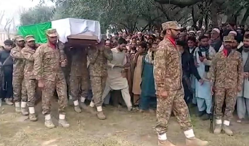 Martyred Pak Army jawans laid to rest with full military honours