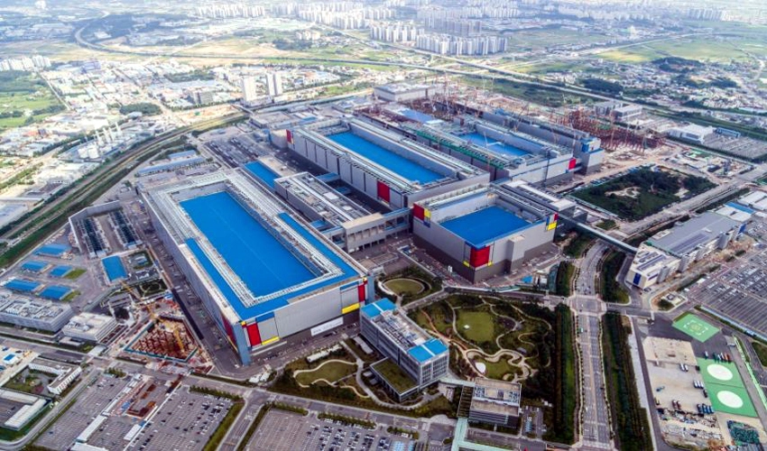 South Korea to build 'world's largest' chip centre