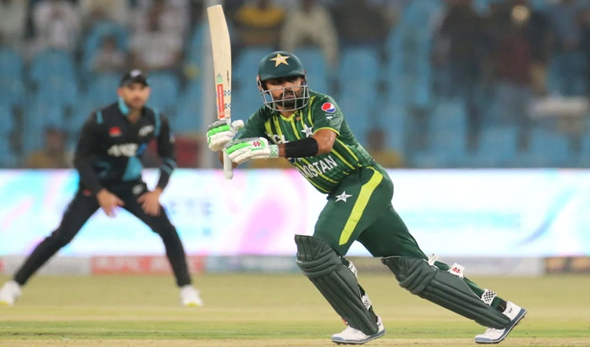 Babar's blazing century gives Pakistan second successive win