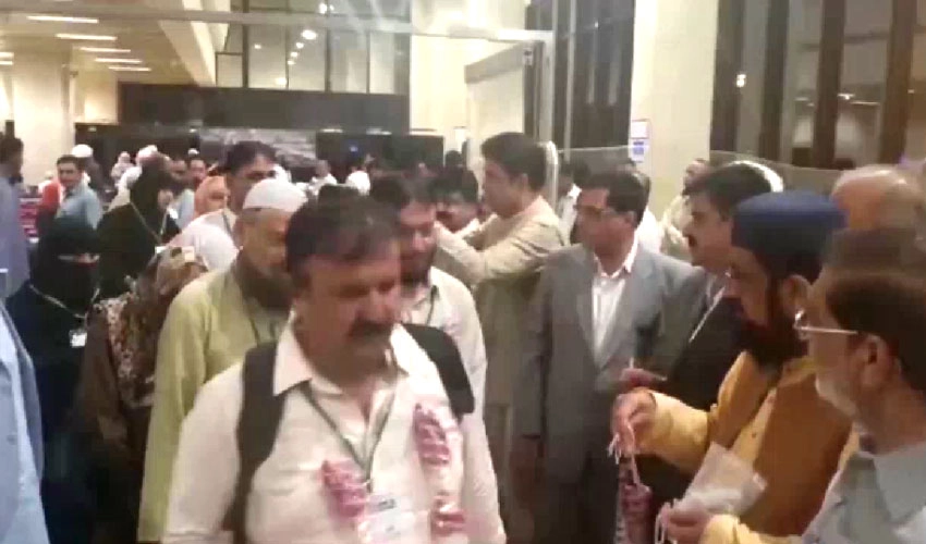 1st Hajj flight carrying 316 Pakistani Pilgrims lands at Madinah Munawara