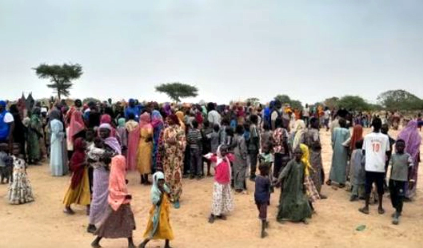 Hunger, disease stalk Sudan town crowded with displaced