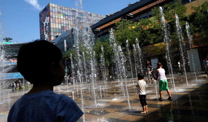 Beijing records hottest June day as extreme heat sears northern China